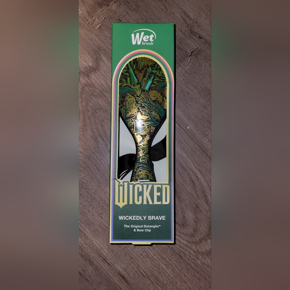 WETBRUSH Wicked Detangler Brush - Green & Gold Swirl